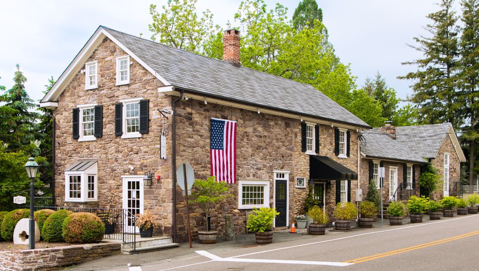 Sergeantsville Inn outside.