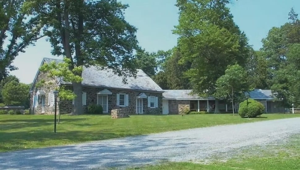 Birmingham Friends Meetinghouse exterior view.