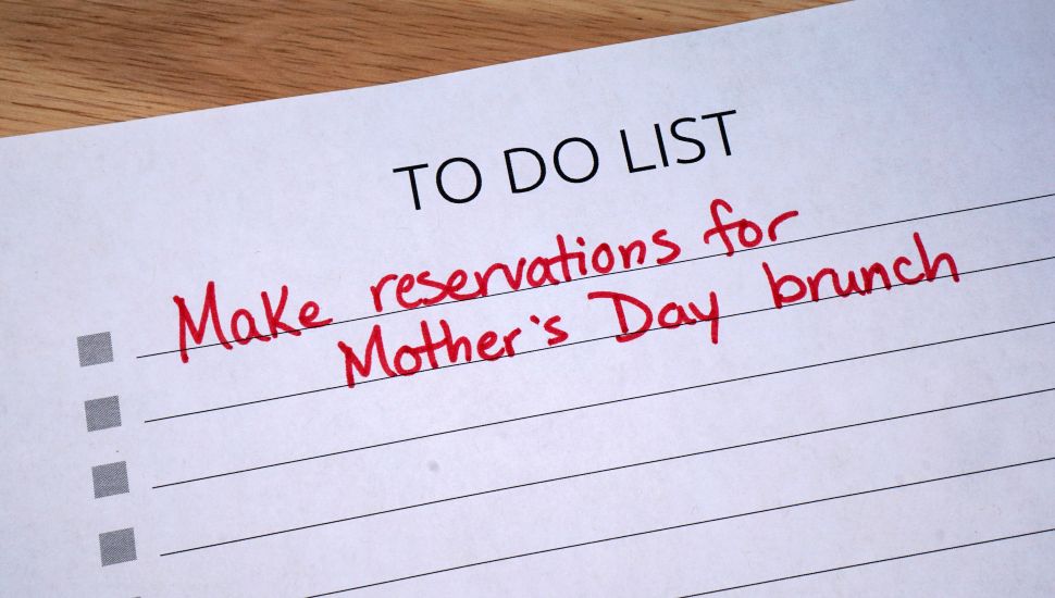 Mother's Day brunch on a to-do list in red ink.