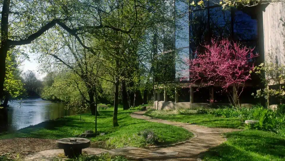 Outside Brandywine Museum of Art in spring.