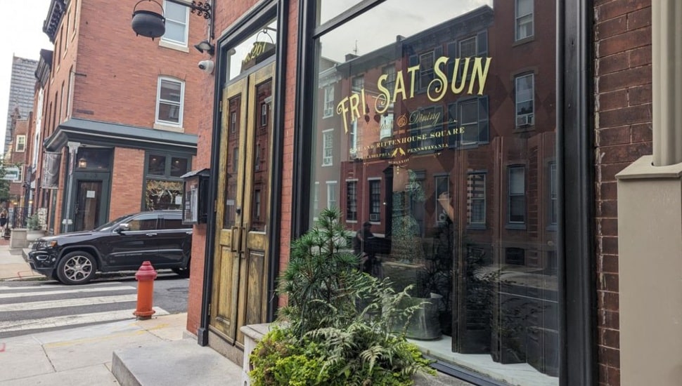 Friday Saturday Sunday restaurant entrance.