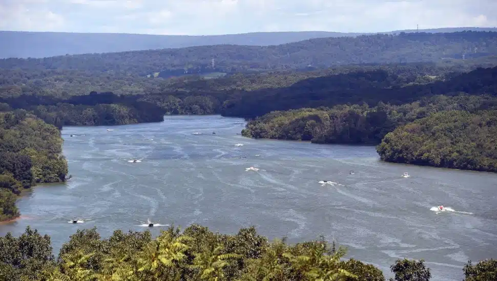 An aerial shot of boats and jet skis across Blue Marsh Lake.