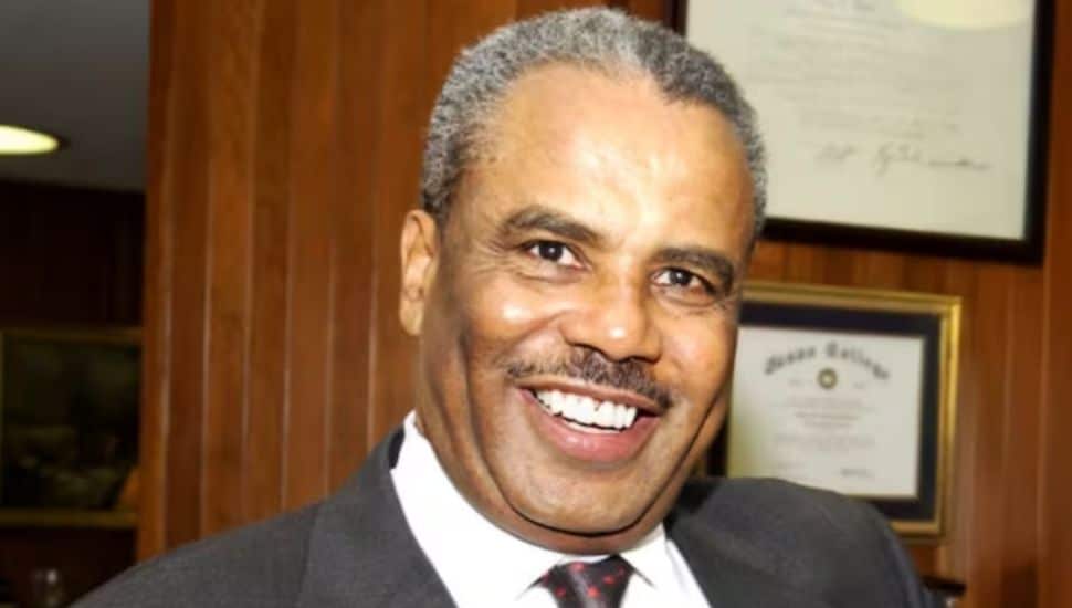 Ghebre Selassie Mehreteab headshot.