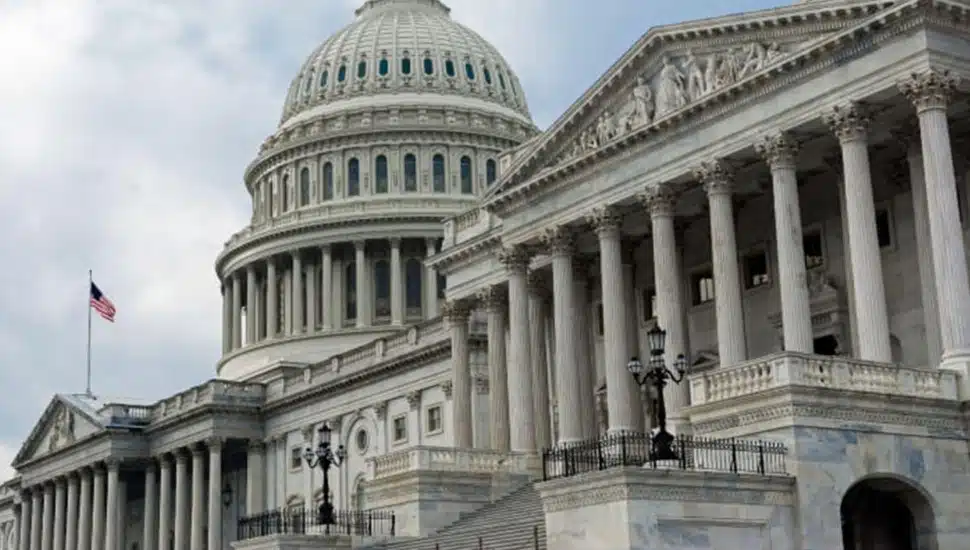 Exterior view of capitol building.