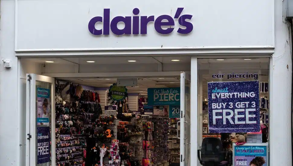 Claire's store on street side.