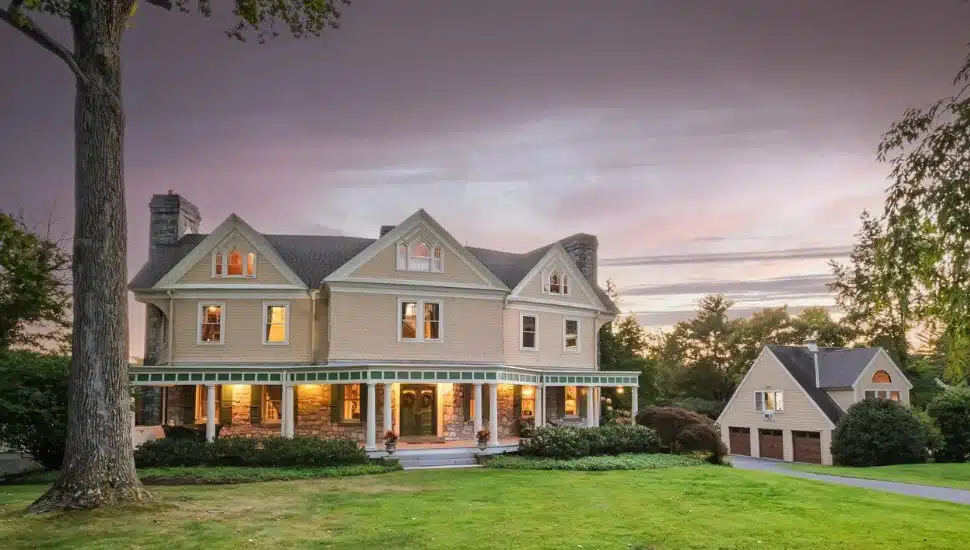 First Bank House of the Week: Magnificent Traditional in Devon