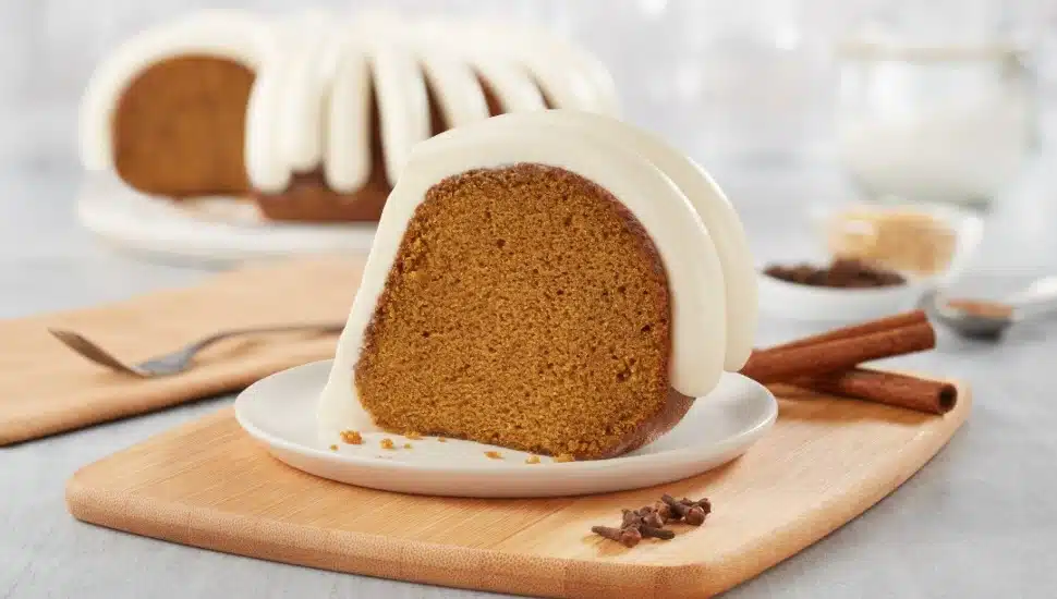 pumpkin spice bundt cake.