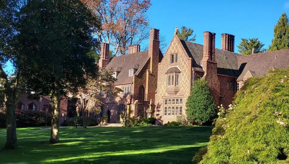 Aldie Mansion.