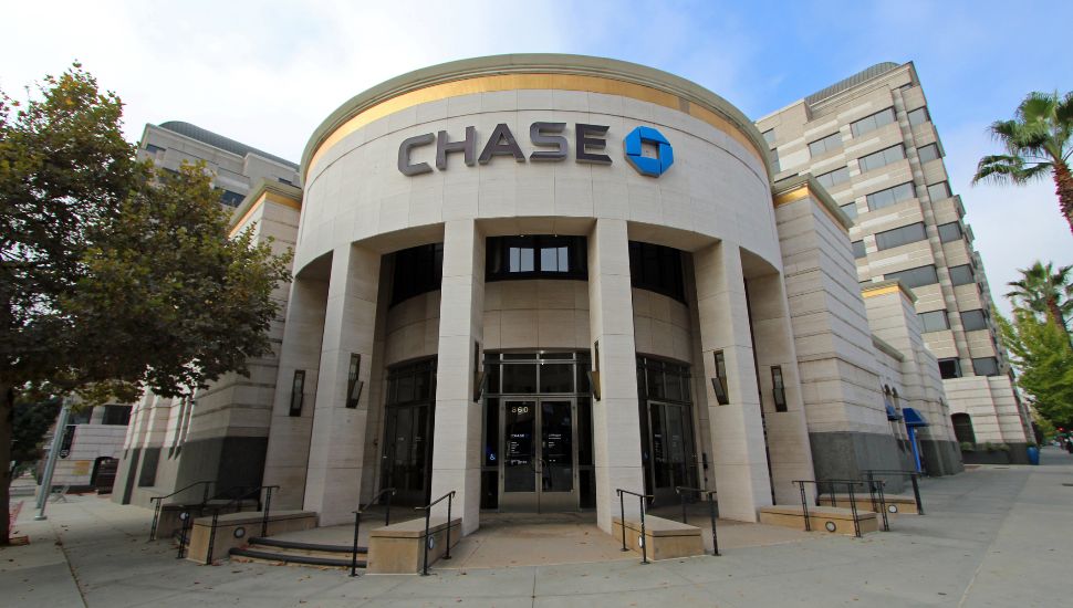 Chase Bank location.