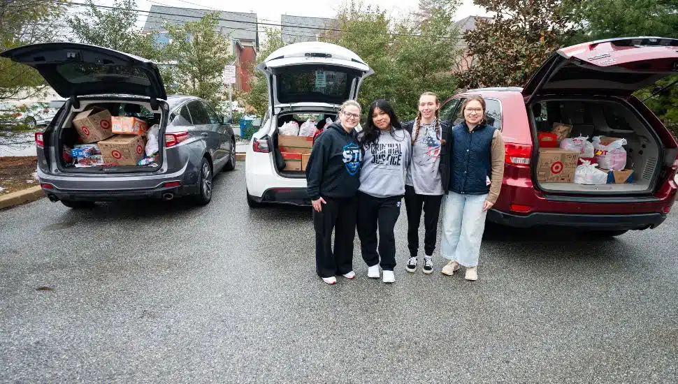 WCU Business Student Organizations’ Food Drive Nets More than 2,500 Items
