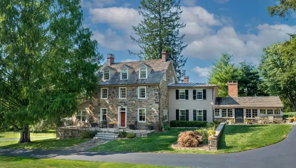 The exterior of the West Chester farmhouse used in 'Marley & Me.'