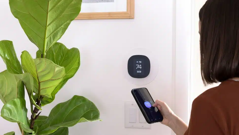 PECO Helps Customers Spring into Savings with Energy Efficiency Tips
