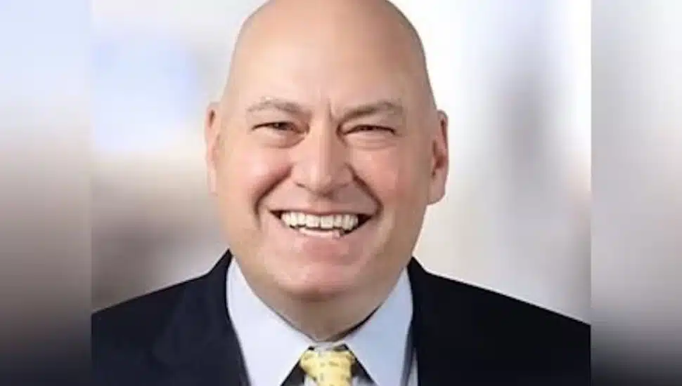 Jonathan Salkin headshot.