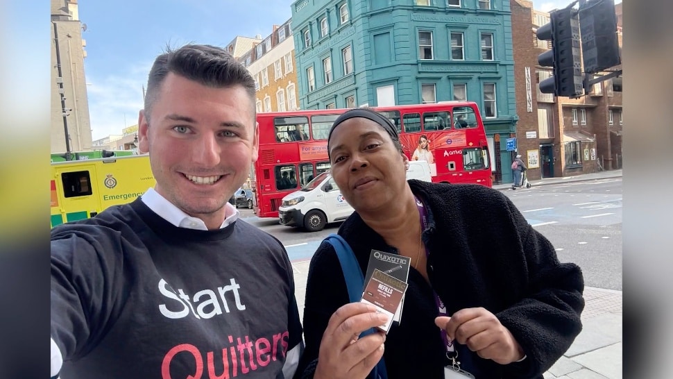 Zach Starr Quix Labs with a woman trying to quit vaping in London